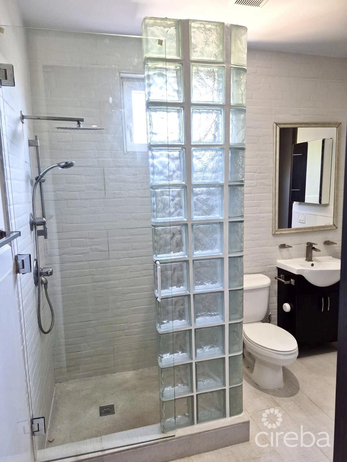 3 bedroom property for sale — Pedro Castle Road #245 in the Cayman Islands — photo 5