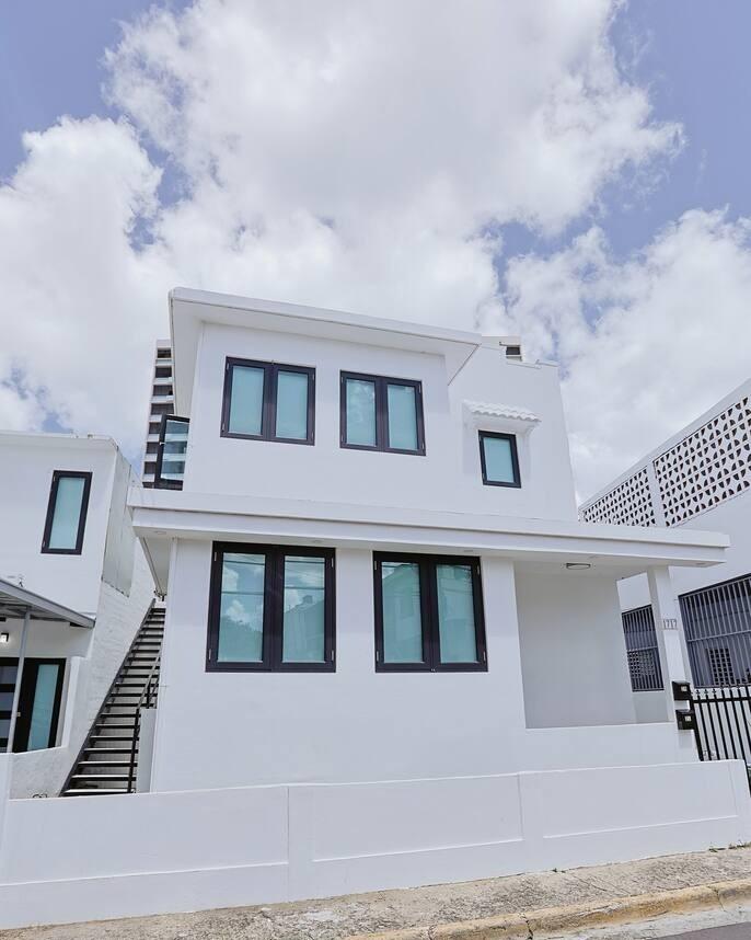 Income-Producing Multifamily Investment – Santurce, San Juan — photo 1