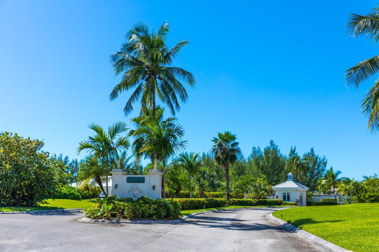 Rare Dual-Waterfront Offering – Princess Isle Peninsula Entrance — photo 3