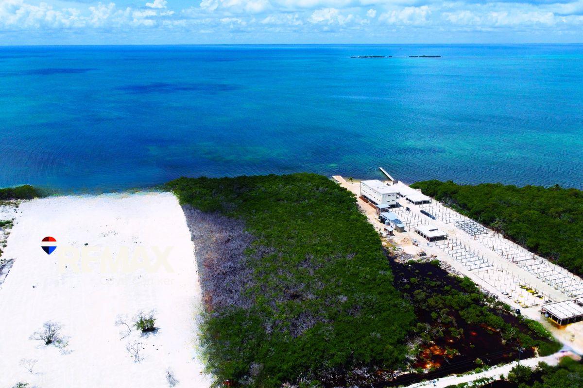 1.85-Acre Oceanfront Property for Sale on North Caye Caulker — photo 4