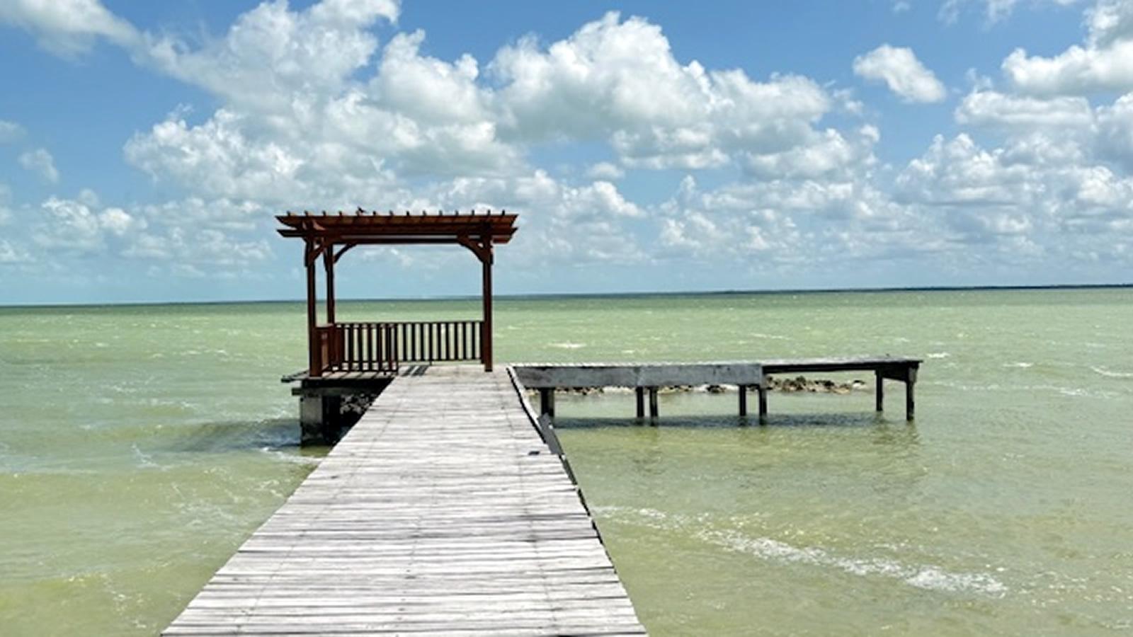 2 Bedroom Waterfront Home for Sale, Corozal, Belize — photo 4