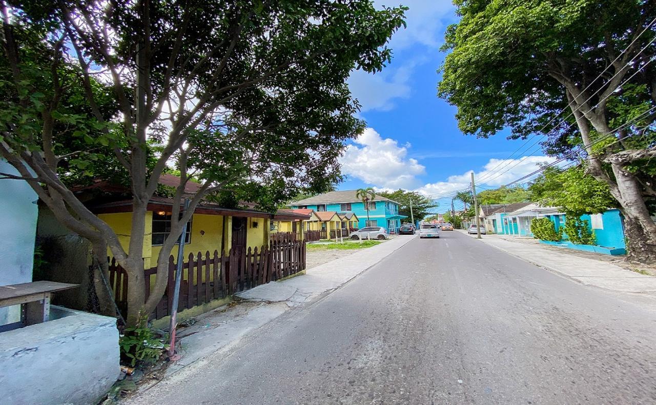 20 Bedroom Apartment for Sale - GIBBS CORNER MULTIPLEXES, Nassau — photo 3