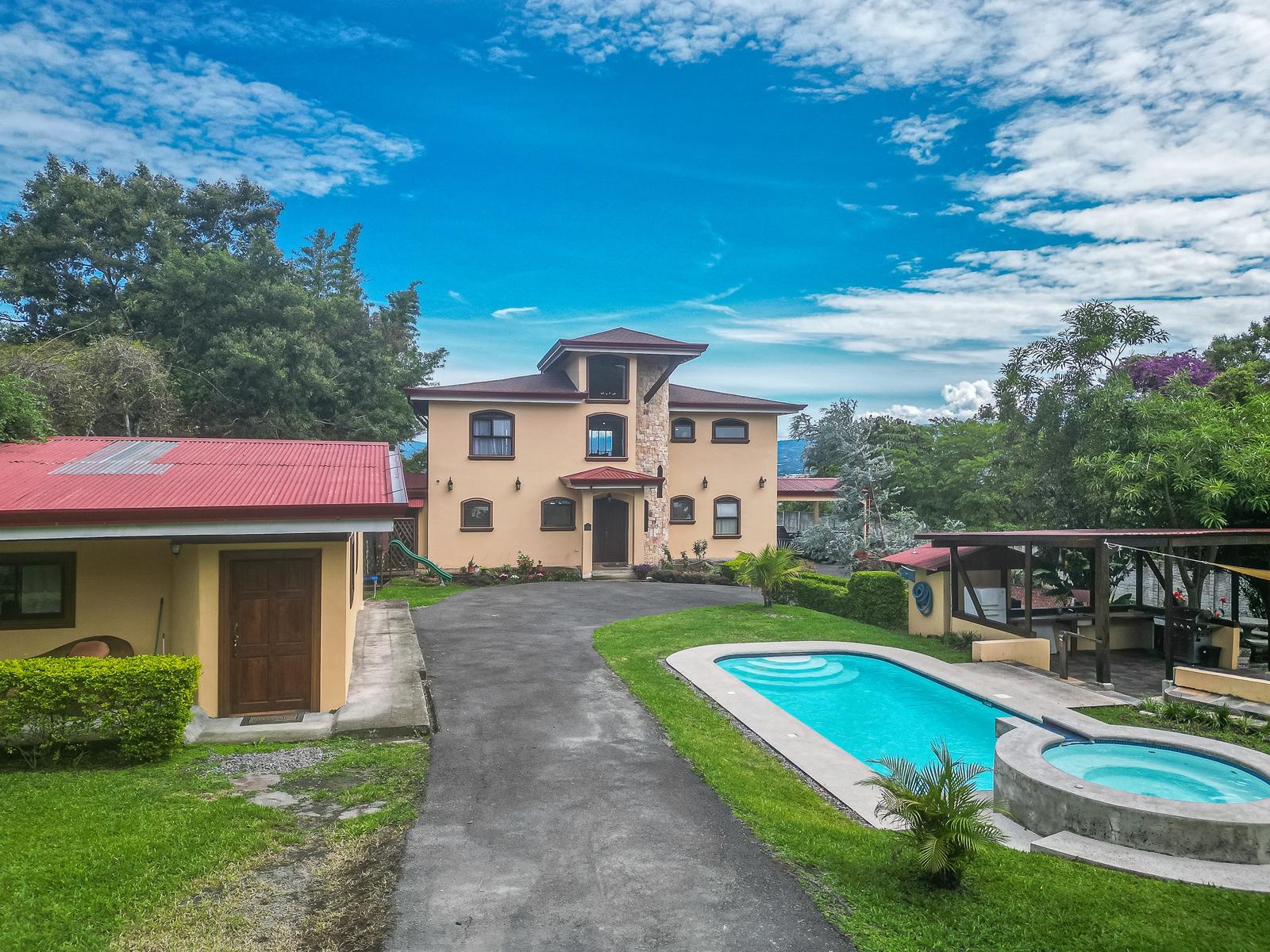 7 Bedroom Home for Sale, San Antonio de Escazu, San Jose, Costa Rica — photo 2