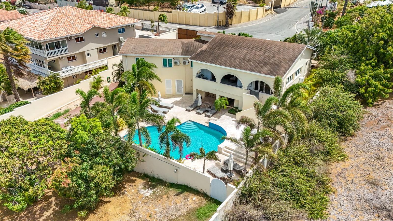 5 Bedroom Home for Sale in Willemstad, Curacao — photo 5