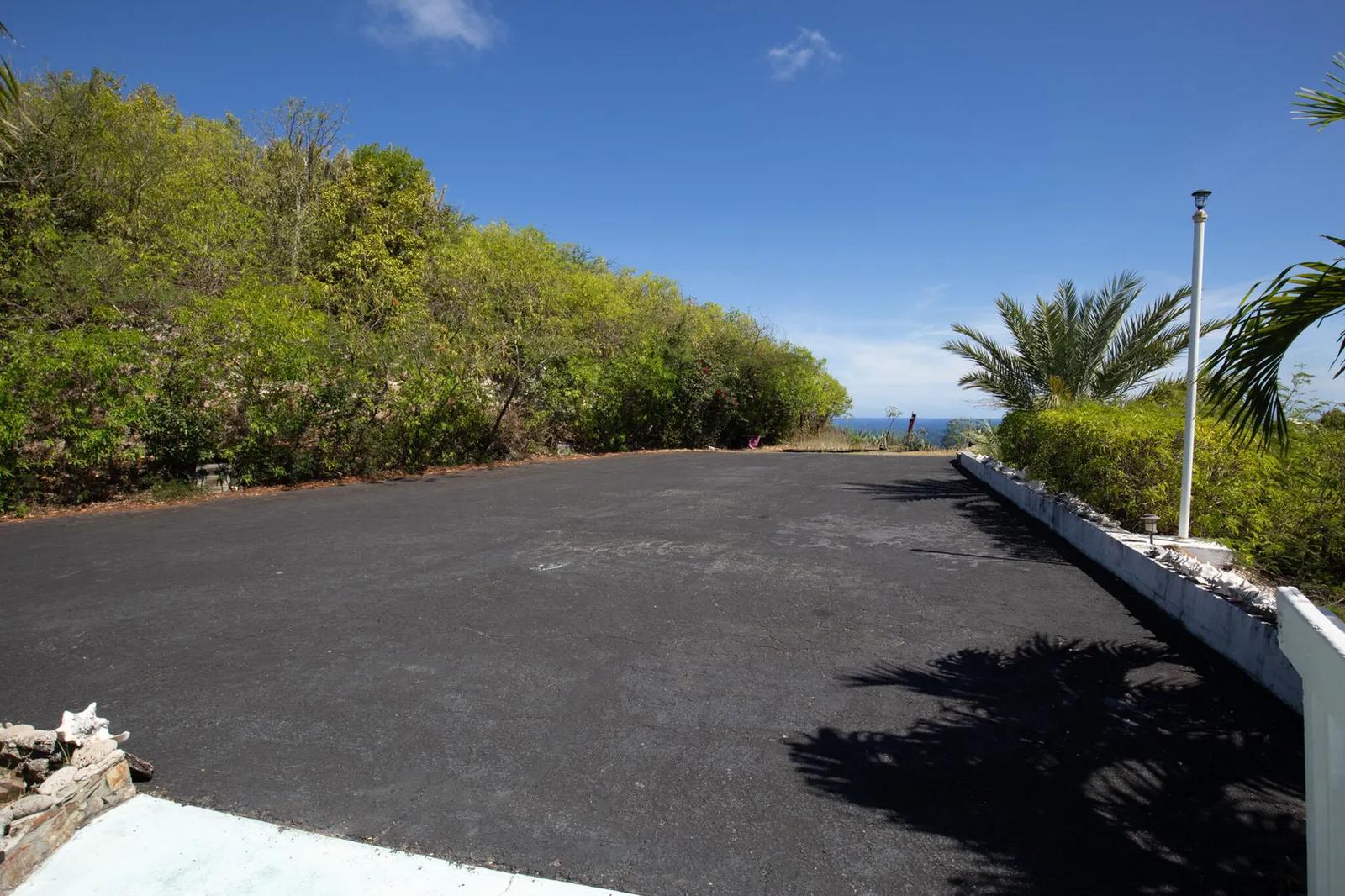 1 Bed 1 Bath Apartment in Grapetree Eb, US Virgin Islands — photo 4