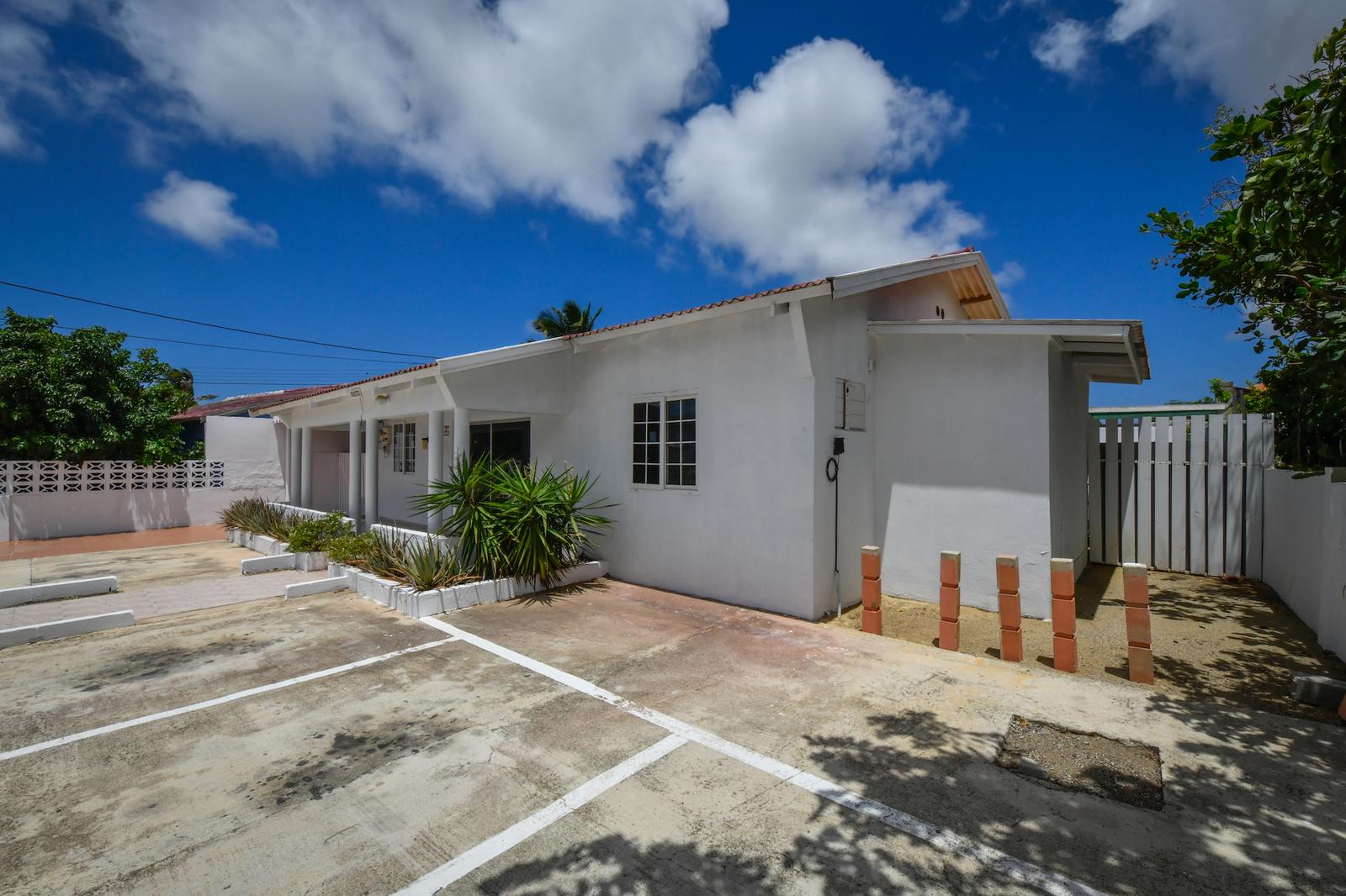 2 bedroom Single Family Home/House for sale in Oranjestad, Aruba — photo 3