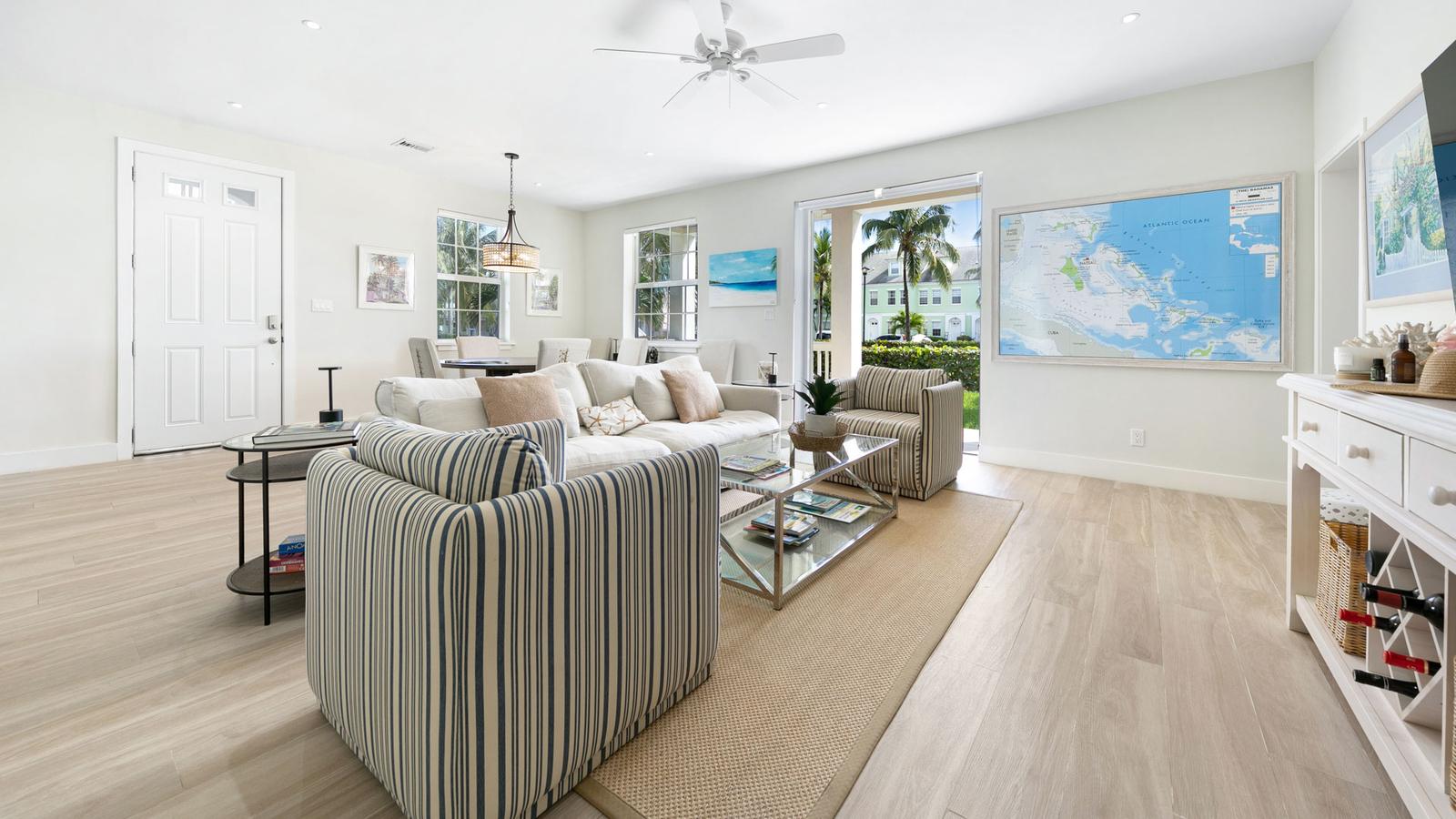 3 bedroom Condominium for sale — 23 Galleon Bay, Palm Cay — photo 1