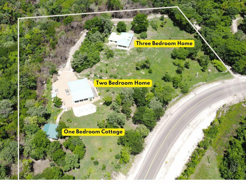 # 4216 - Homestead on 4.5 Acres with Three Homes near Maya Mountains in Western Belize — photo 4