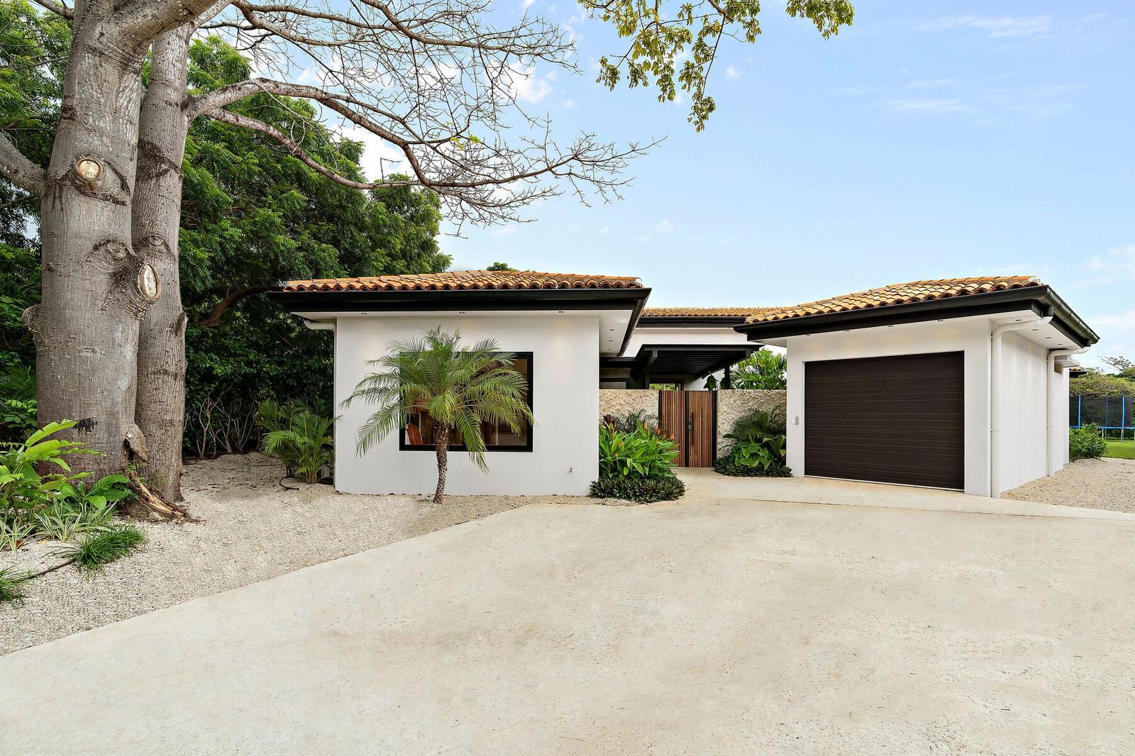 5 Bedroom Luxury Villa for Sale, Reserva De Golf, Hacienda Pinilla, Guanacaste, Costa Rica — photo 3