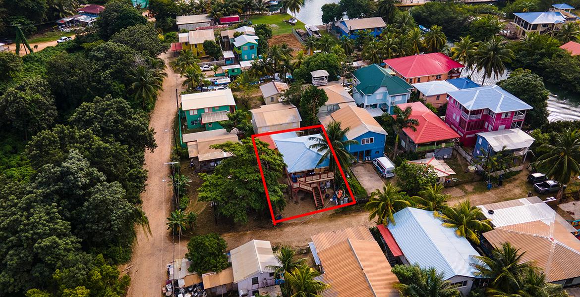 Investment Opportunity in Placencia Village — photo 1