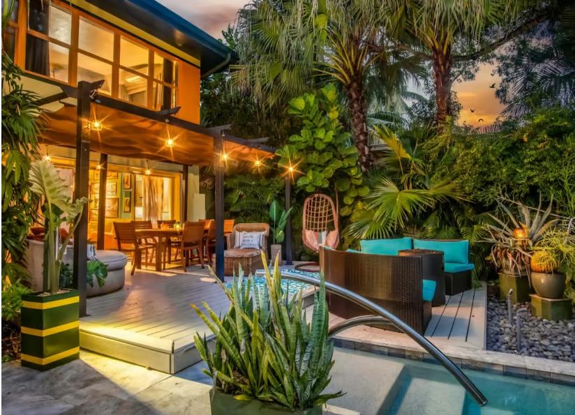 9 bedroom property for sale — photo 3