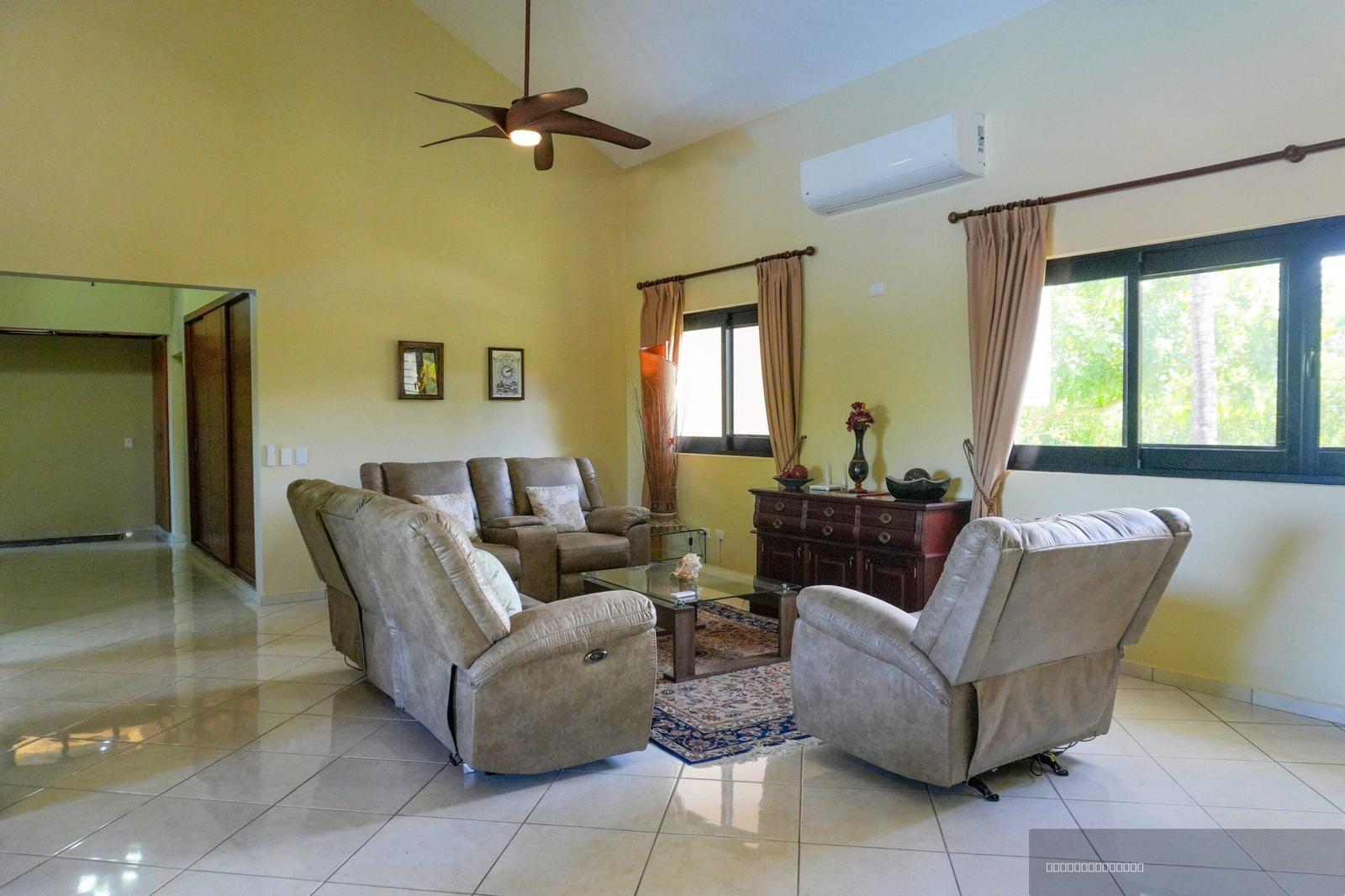 Oceanview 4-Bedroom Villa in Panorama Village, Sosúa — photo 3