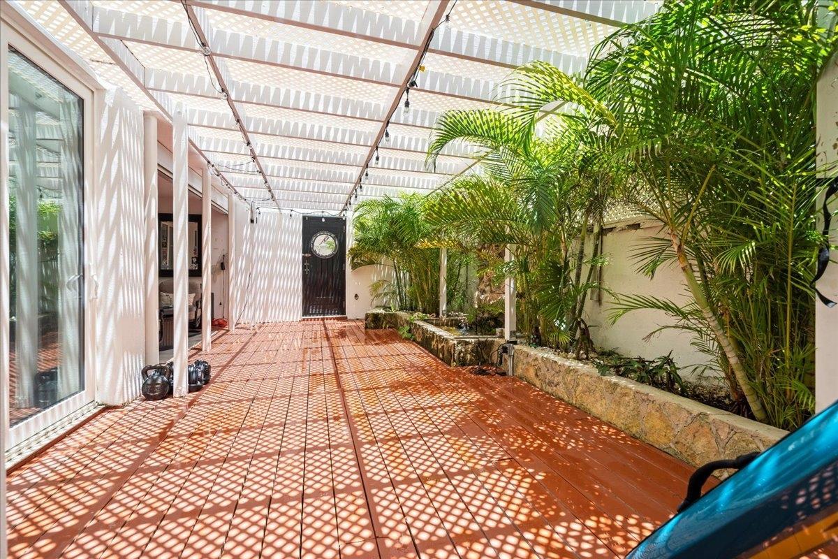 CONCHREST Apartment for Sale in Nassau, The Bahamas — photo 5