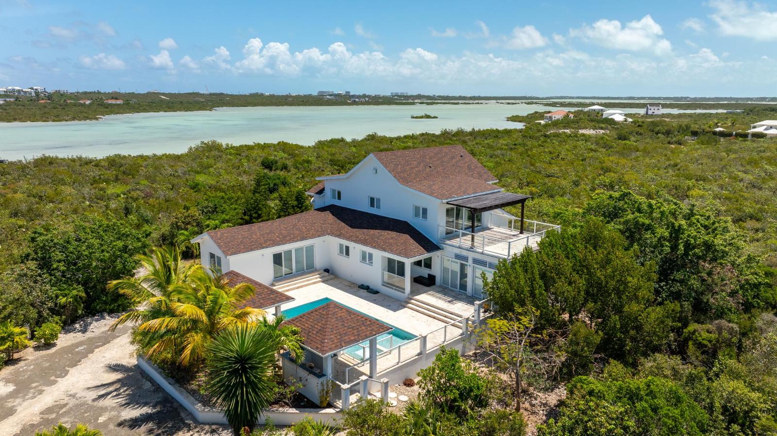 4 Bed, 5 Bath Villa in Turtle Tail, Providenciales — photo 3