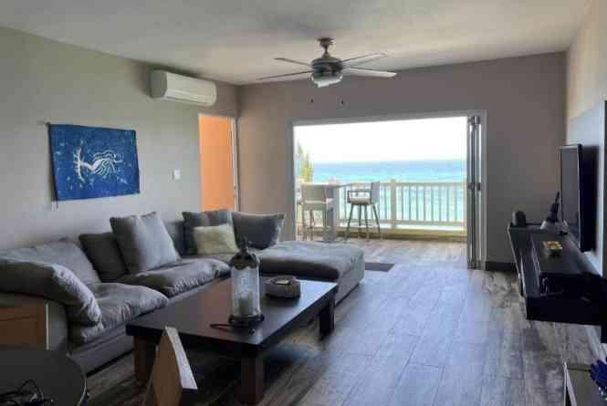 3 Bed Apartment with Ocean Views in Isabela Beach Court — photo 3