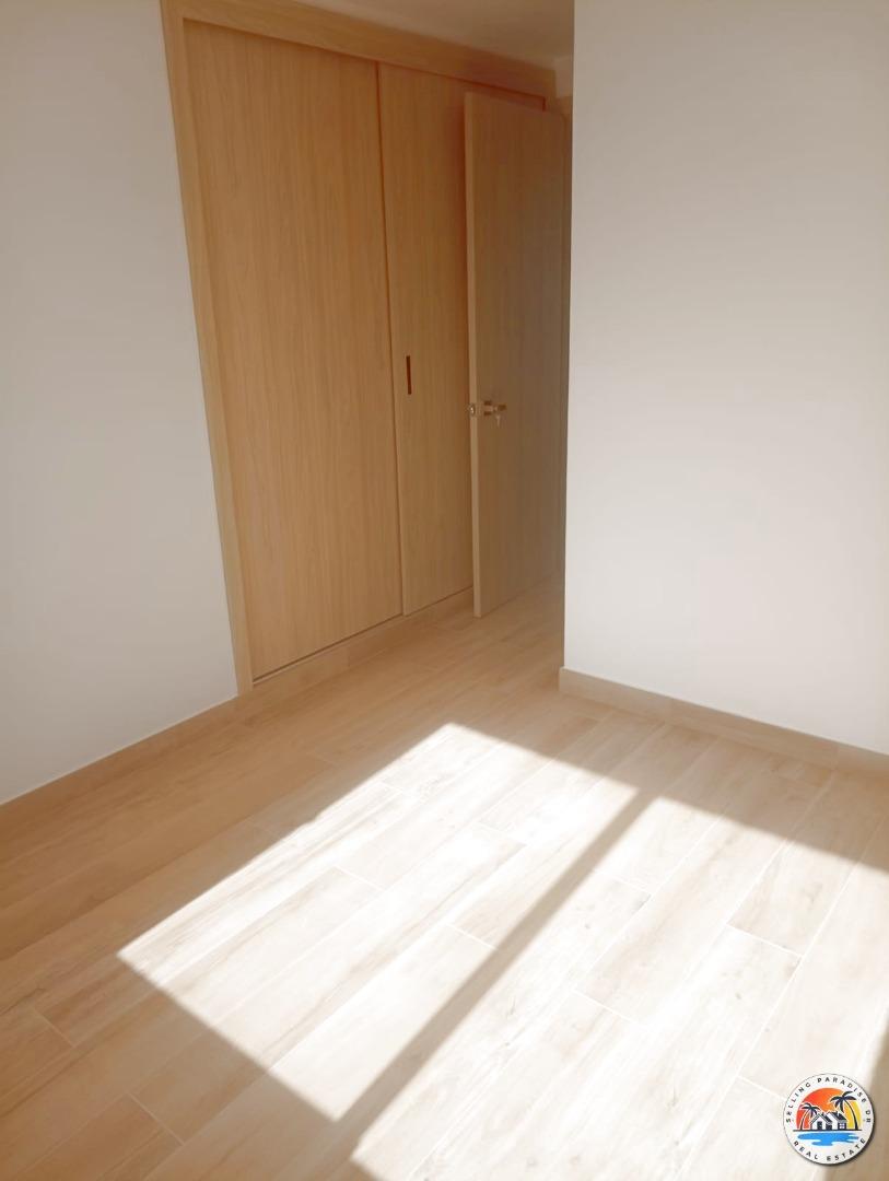 3 Bedroom Plus Service Quarters Condo with Lagoon Beach Access — photo 3