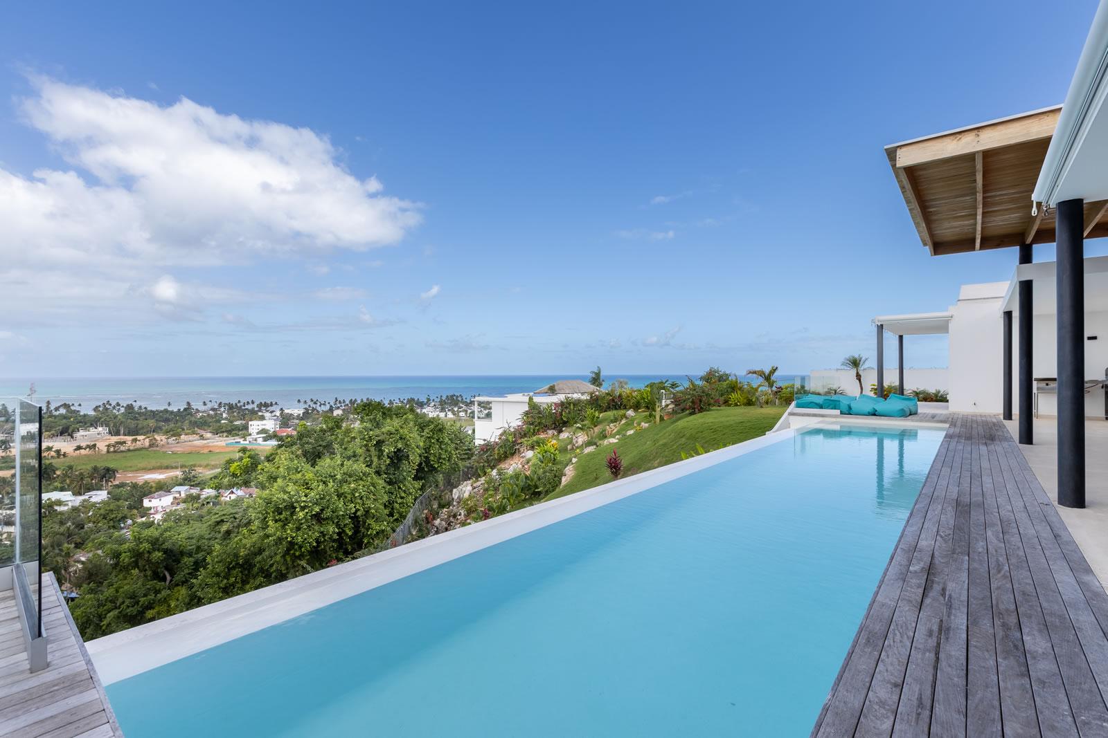 5 Bedroom Luxury Villa for Sale in Las Terrenas — photo 1