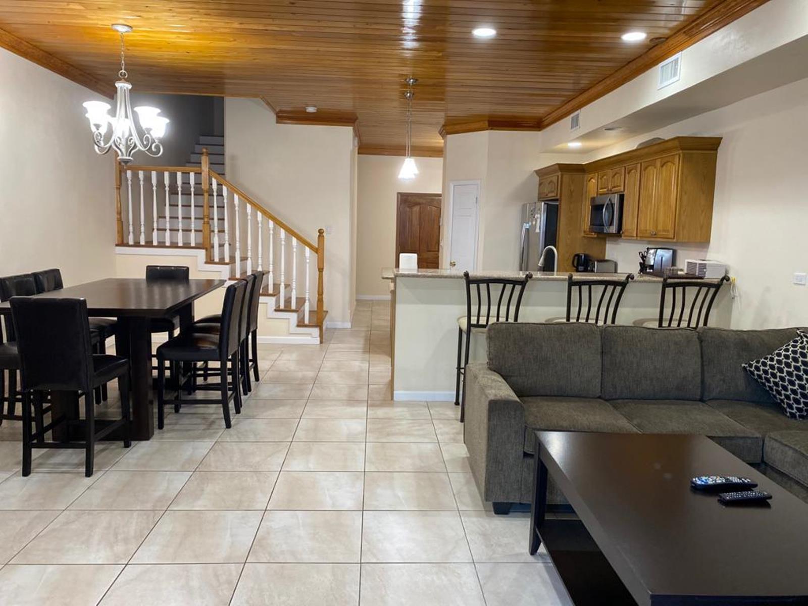 3 Bedroom Apartment for sale in Nassau — photo 4