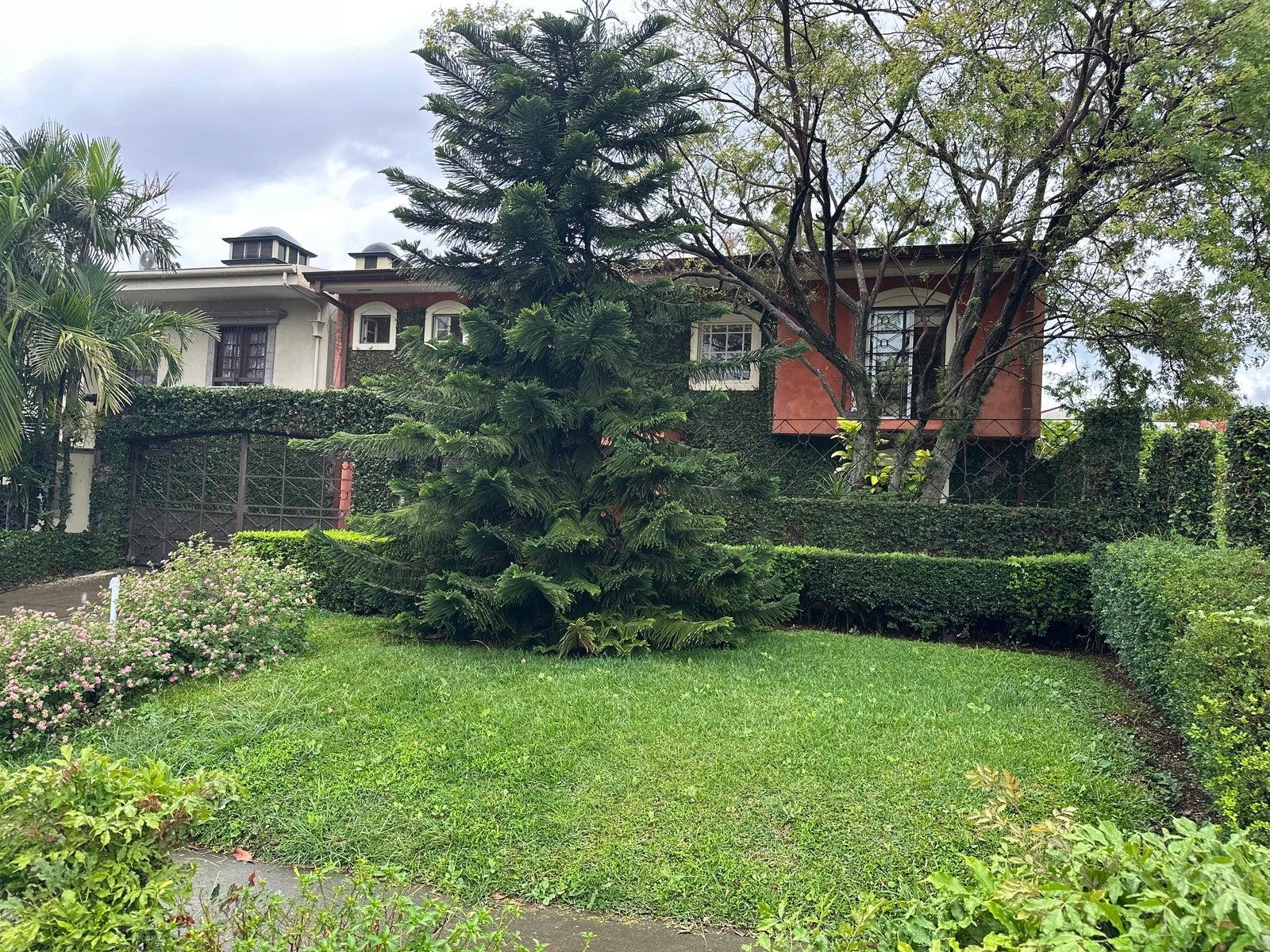 4 Bedroom Mediterranean-Style Home for Sale in Trejos Montealegre, Escazu, San Jose, Costa Rica — photo 2