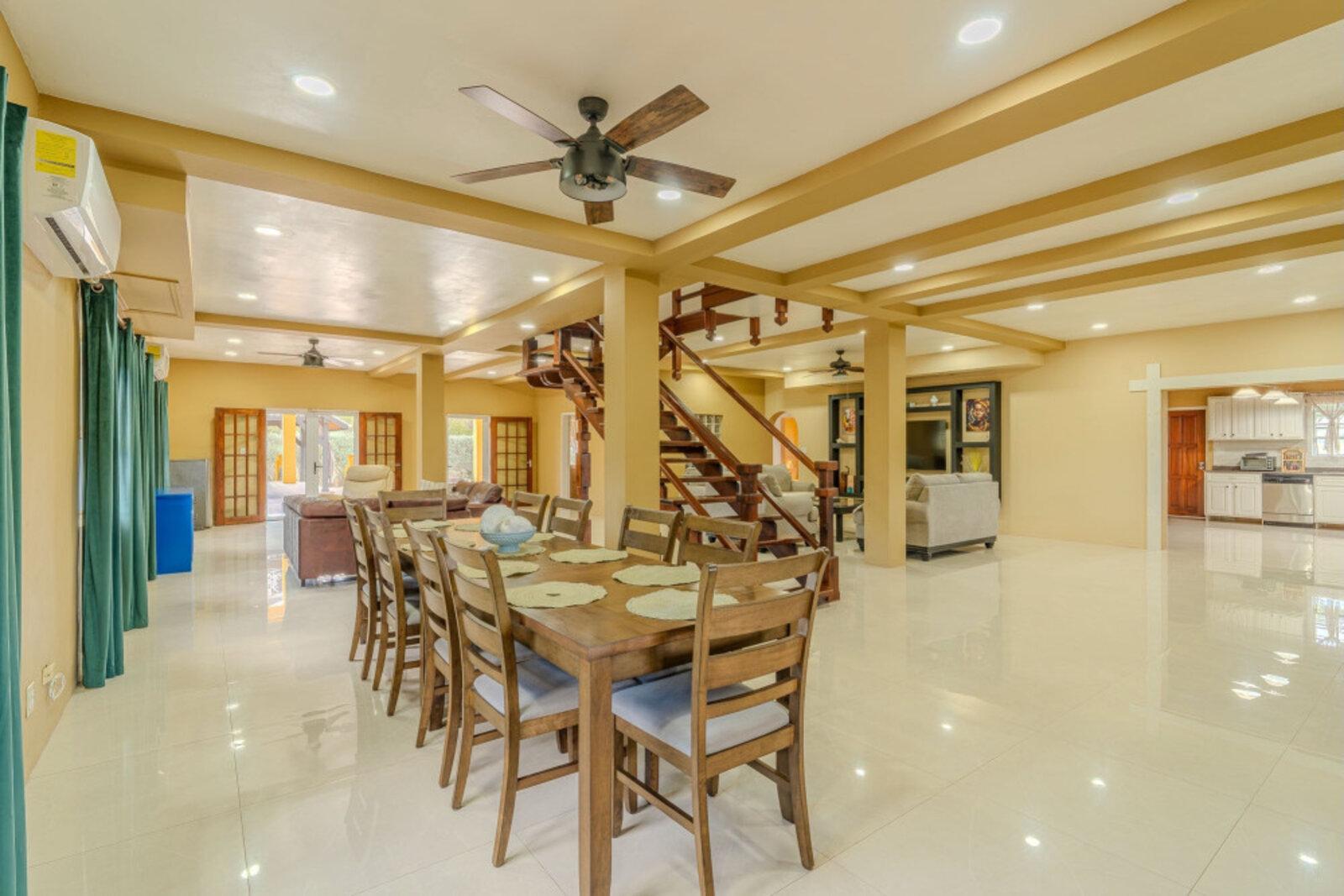 5 Bedroom Villa for Sale, Scottshill, Belmont, Antigua — photo 2