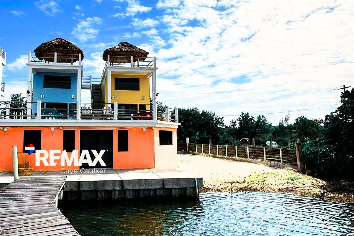 NORTH CAYE CAULKER LAGOON FRONT PROPERTY WITH STRONG INCOME POTENTIAL — photo 1