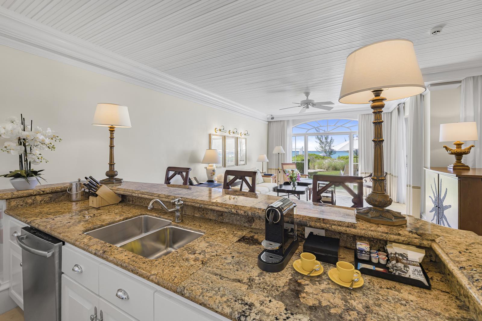 5105 The Palms Resort, Grace Bay Beach — photo 2