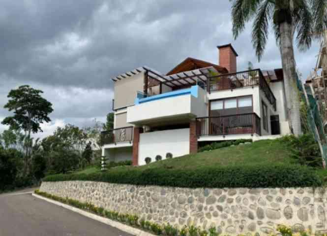 House for sale in Jarabacoa, Dominican Republic — photo 1