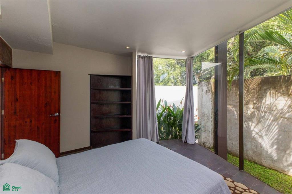 5 Bedroom Ocean-View Home for Sale, Playa Esterillos, Parrita, Puntarenas, Costa Rica — photo 4