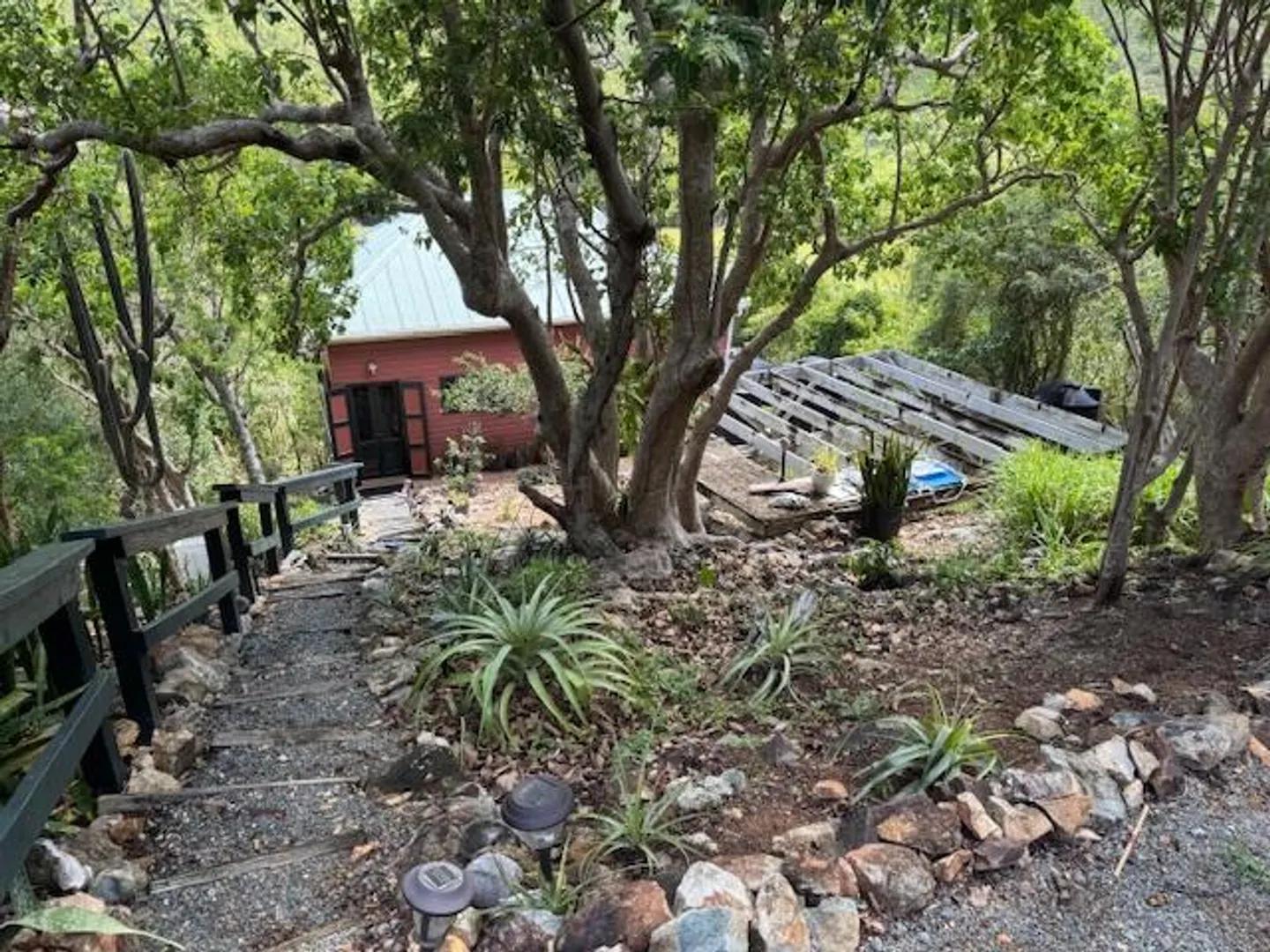 1 Bed, 1 Bath Villa in Estate Mandahl, St John Island — photo 3