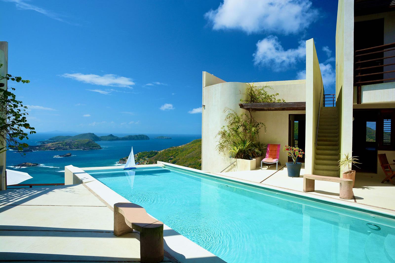 7 Bedroom Luxury Home for Sale, Mount Pleasant, Bequia, The Grenadines — photo 1