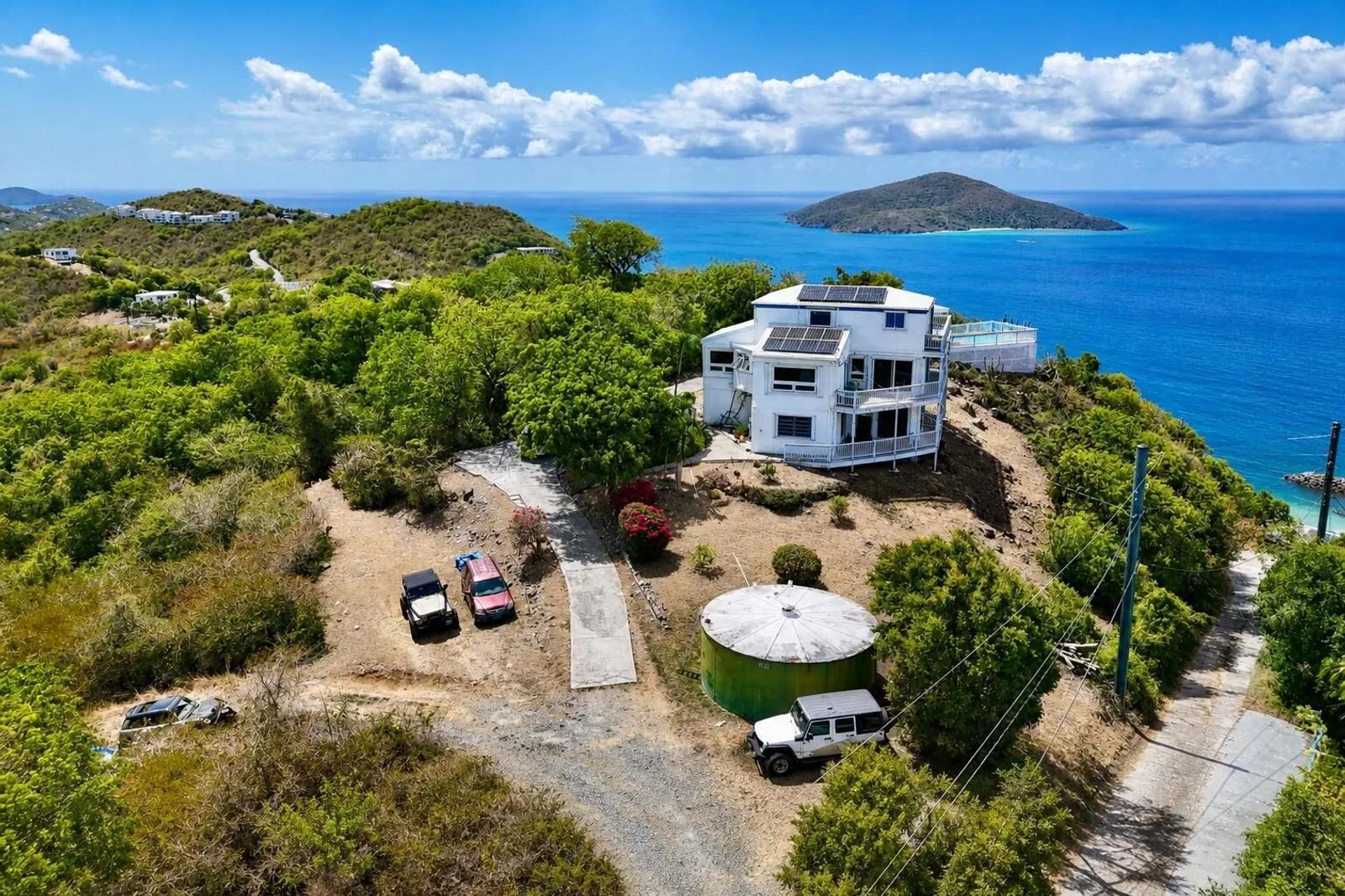 4 Bed 3 Bath Villa with Ocean Views in Mandahl Gns — photo 2