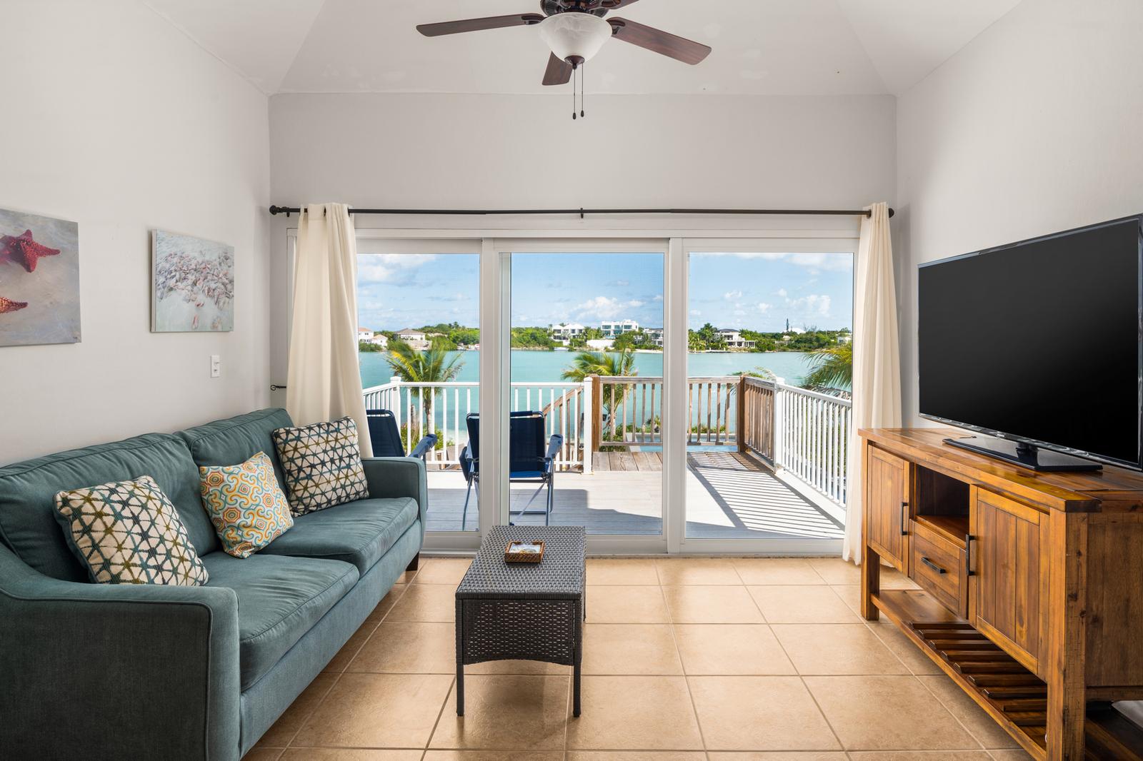 2 Bedroom Beachfront Home for Sale, Providenciales, Turks & Caicos — photo 2
