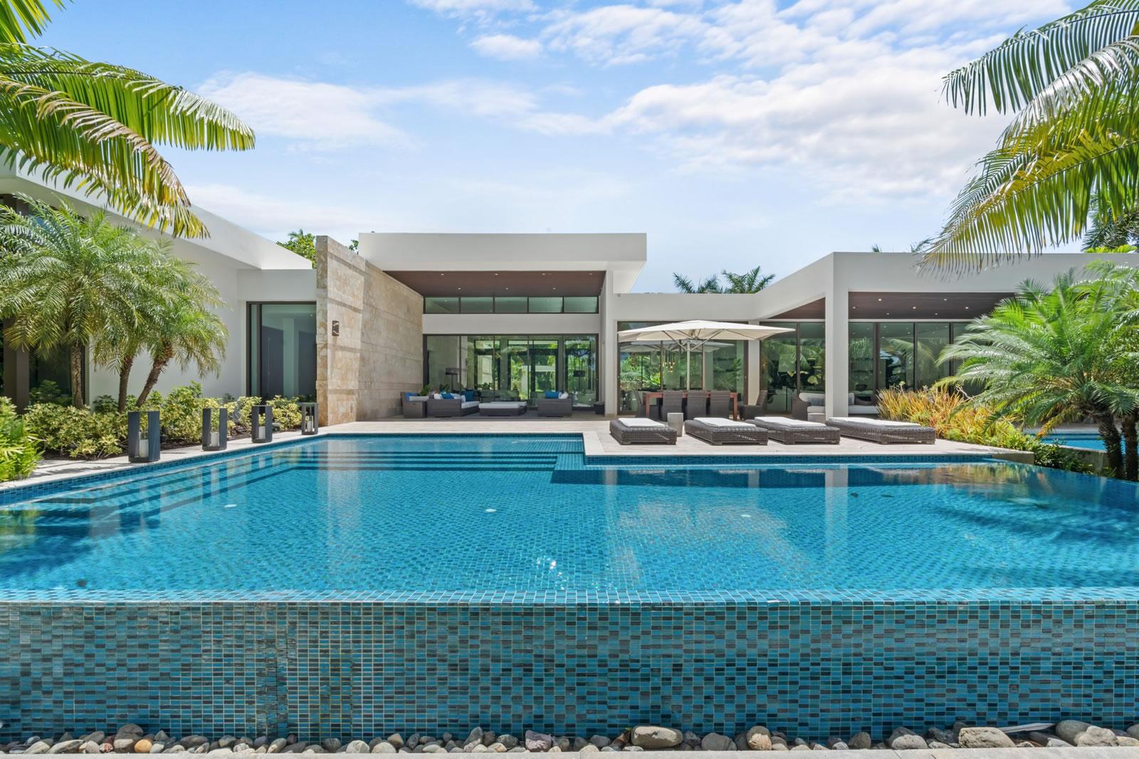 5 Bedroom Ultra-Luxury Residence for Sale, The Ritz-Carlton Reserve East Beach Residences, Dorado Beach, Puerto Rico — photo 2
