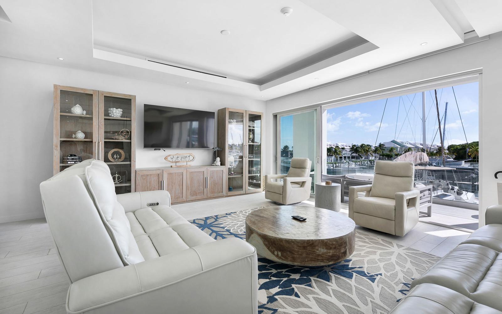 THE COVE — photo 1