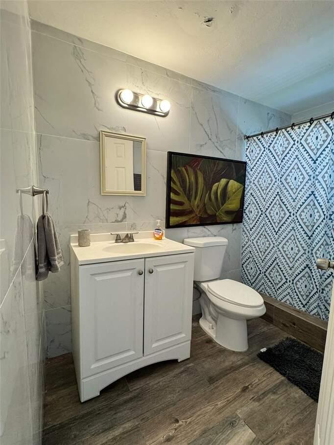 1-bedroom condo in San Juan — photo 4
