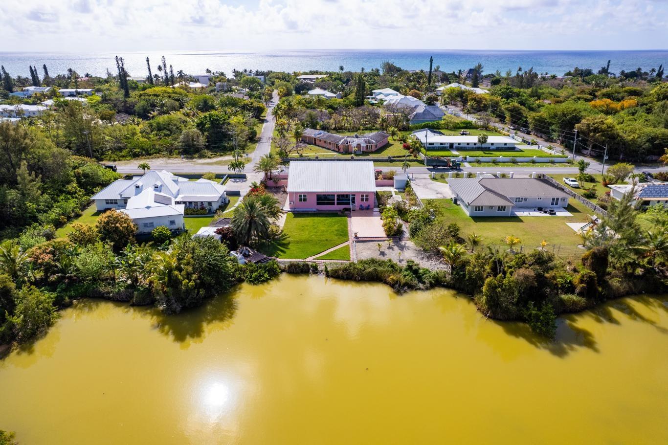 5 bedroom Residence for sale on ROYAL PALM WAY in Grand Bahama, The Bahamas — photo 3