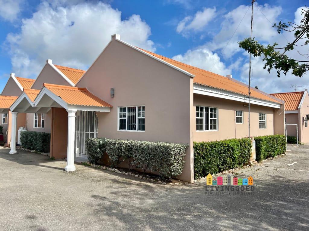 1 bedroom apartment for rent — photo 1
