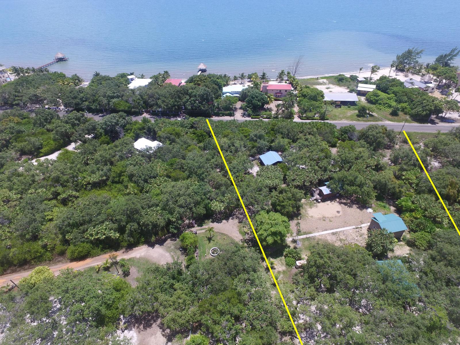 7 Bedroom Lagoon-Front Estate for Sale, Surfside, Placencia, Stann Creek District, Belize — photo 2