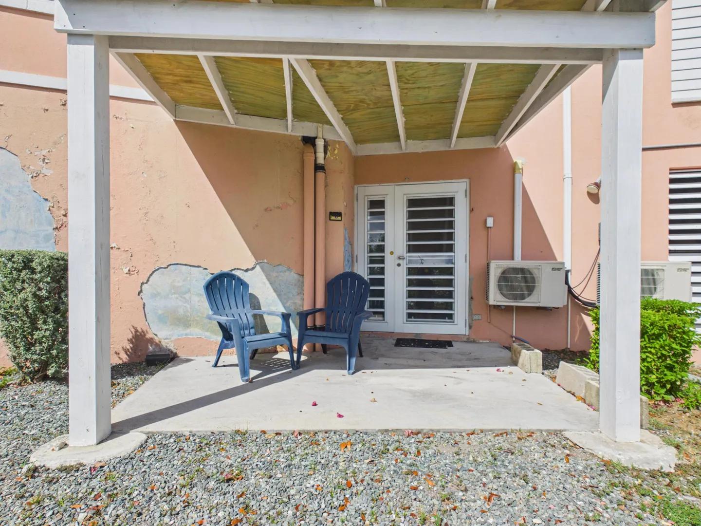 1 Bed 1 Bath Apartment in Christiansted, US Virgin Islands — photo 1