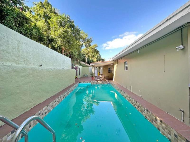 5 bedroom - McNamara Multi Unit — photo 5