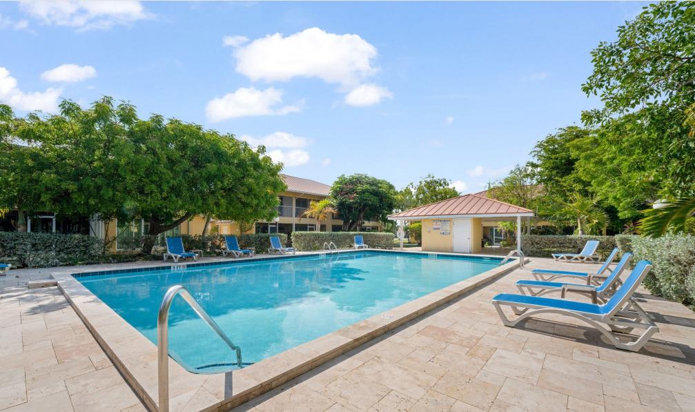 Ocean Club Unit 222 | 2 Beds | 2.5 Baths | Oceanfront — photo 4