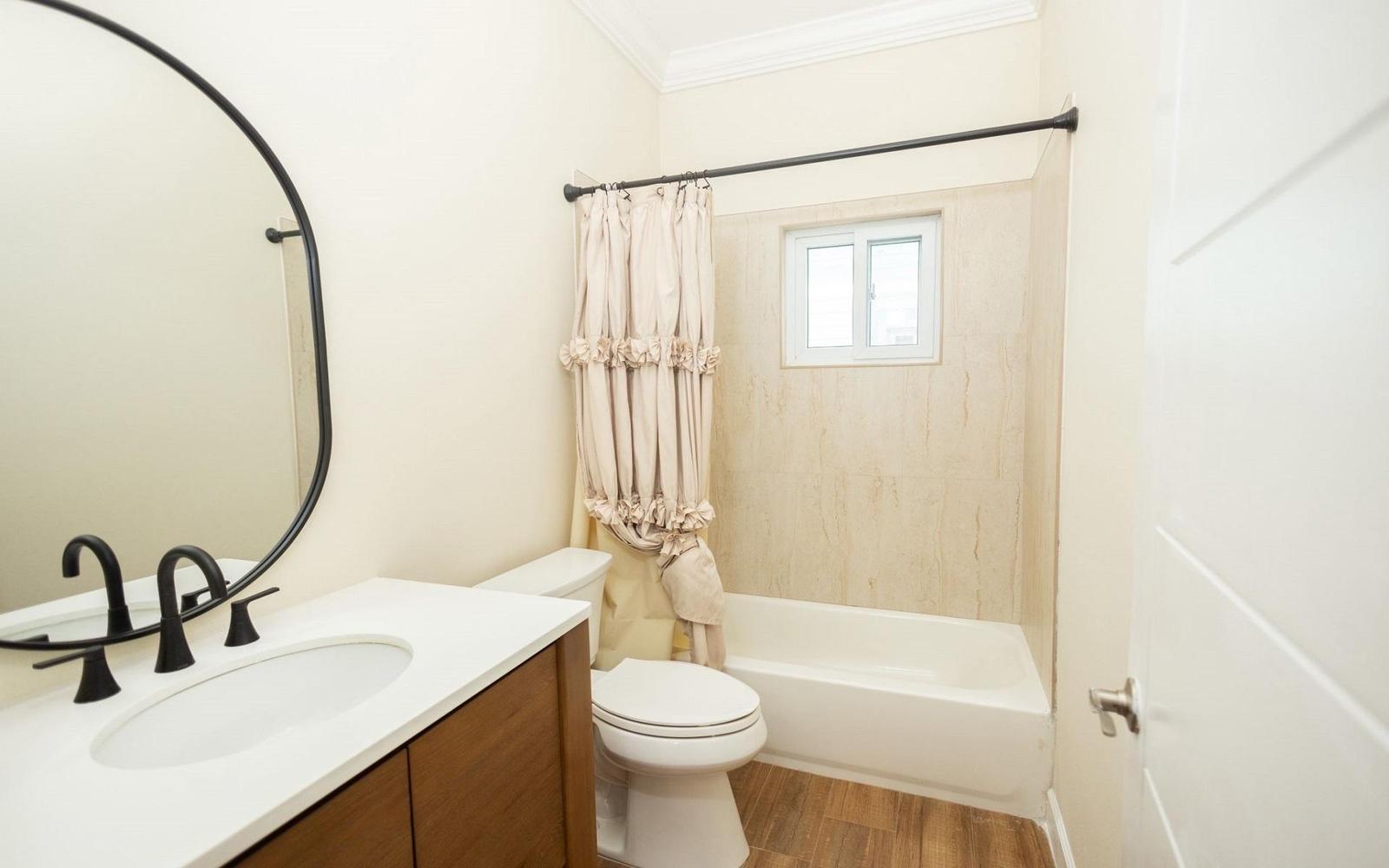3 bedroom Residence for sale — EAST WIND DRIVE HOME in Nassau / New Providence, The Bahamas — photo 5