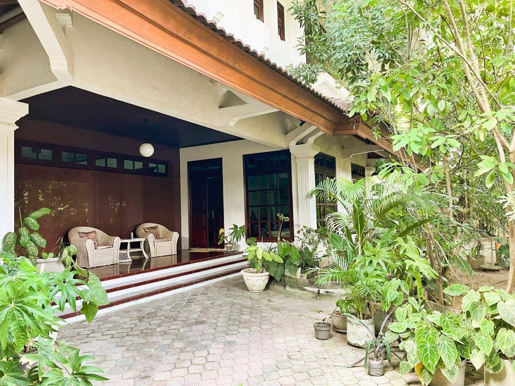 4 bedroom luxury home in Denpasar, Bali — photo 2