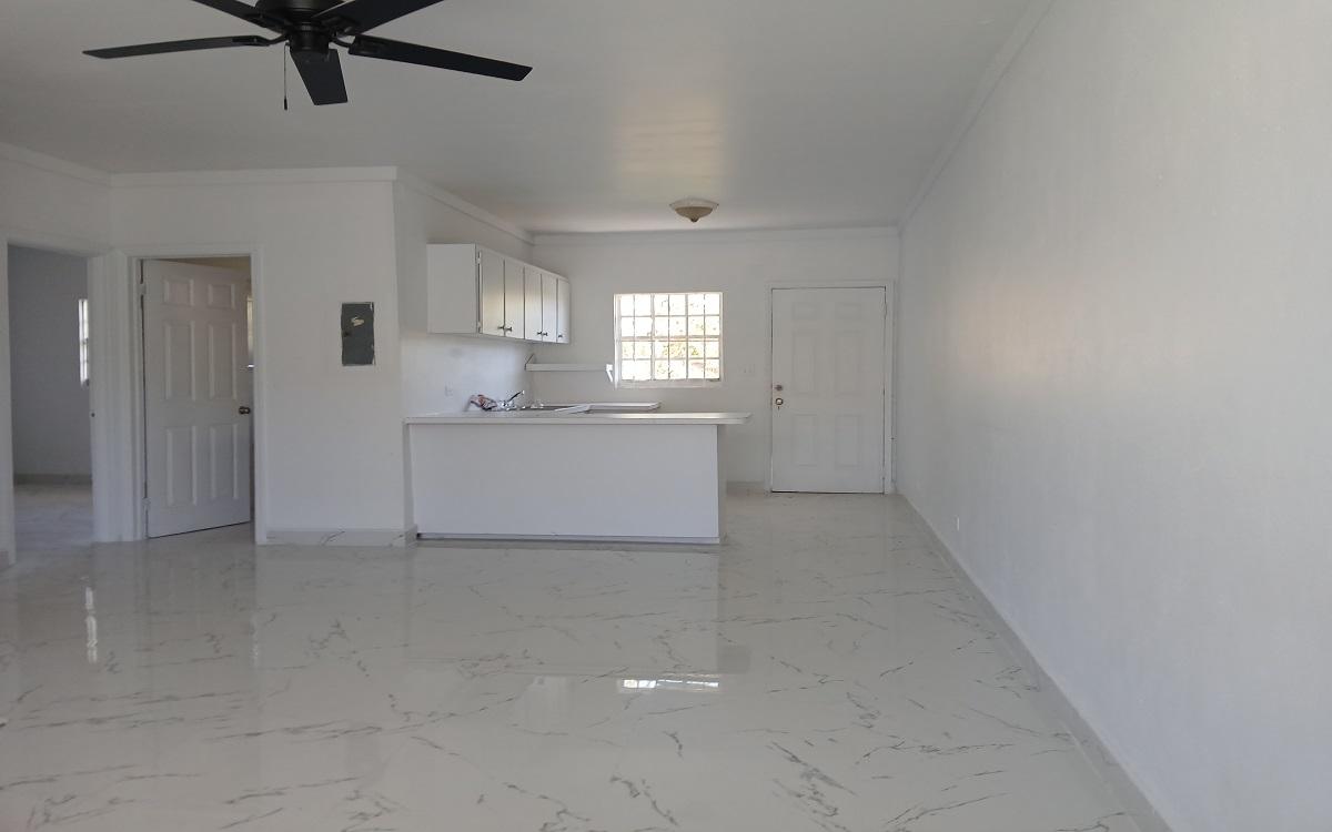 8 Bedroom Fourplex for Sale - Carmichael Road, Bahamas — photo 2