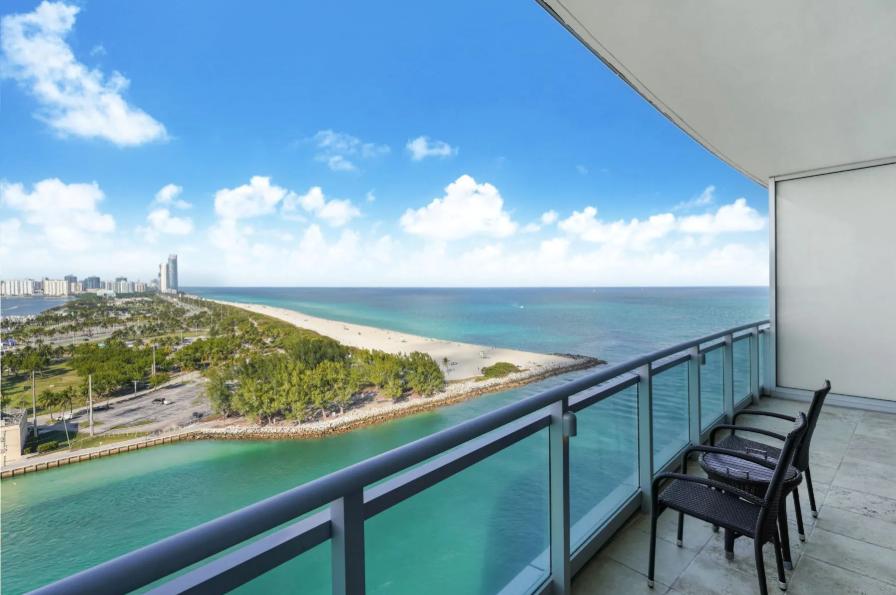 Ritz Carlton Bal Harbour 1BR Oceanview — photo 2