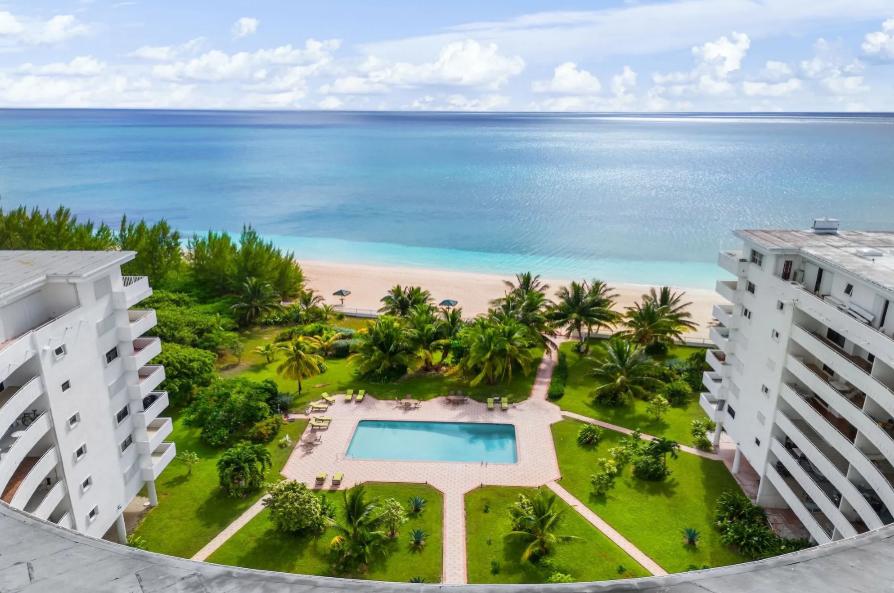 Silver Point Lucaya Condo 3BR Oceanview — photo 2