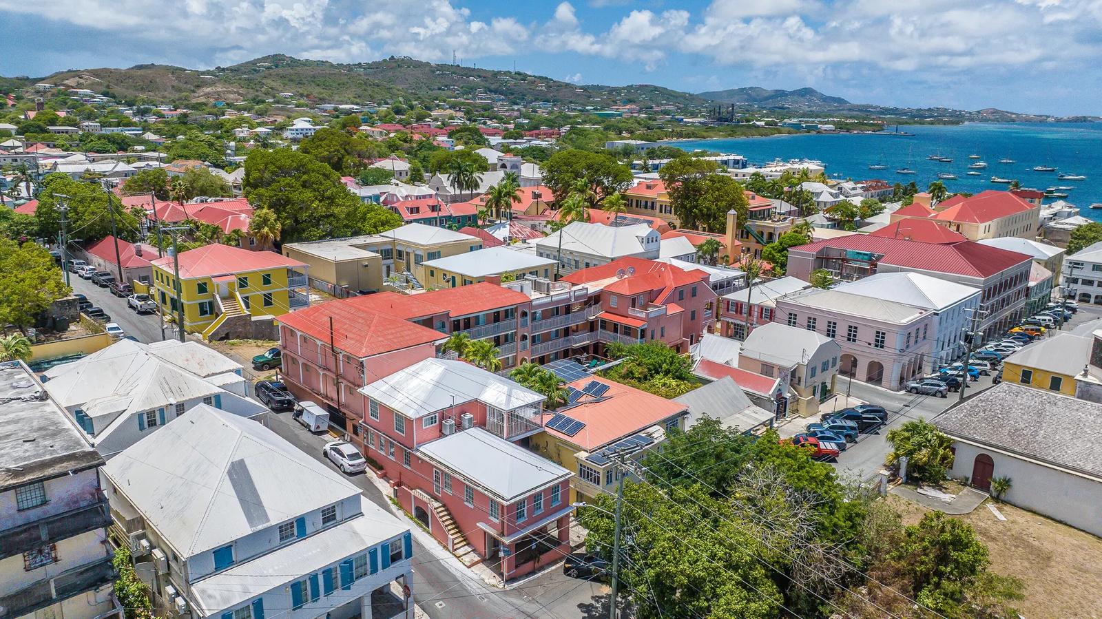 Exceptional three-level commercial property in Christiansted — photo 2