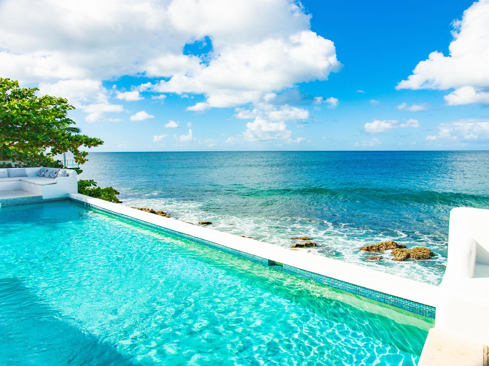 4 Bedroom Waterfront Villa for Sale, Burgeaux Bay, Beacon Hill, St Maarten — photo 1