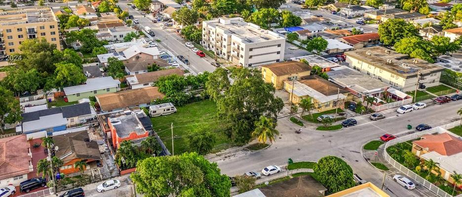 0.18 Residential Corner Lot in Allapattah, Miami — photo 2