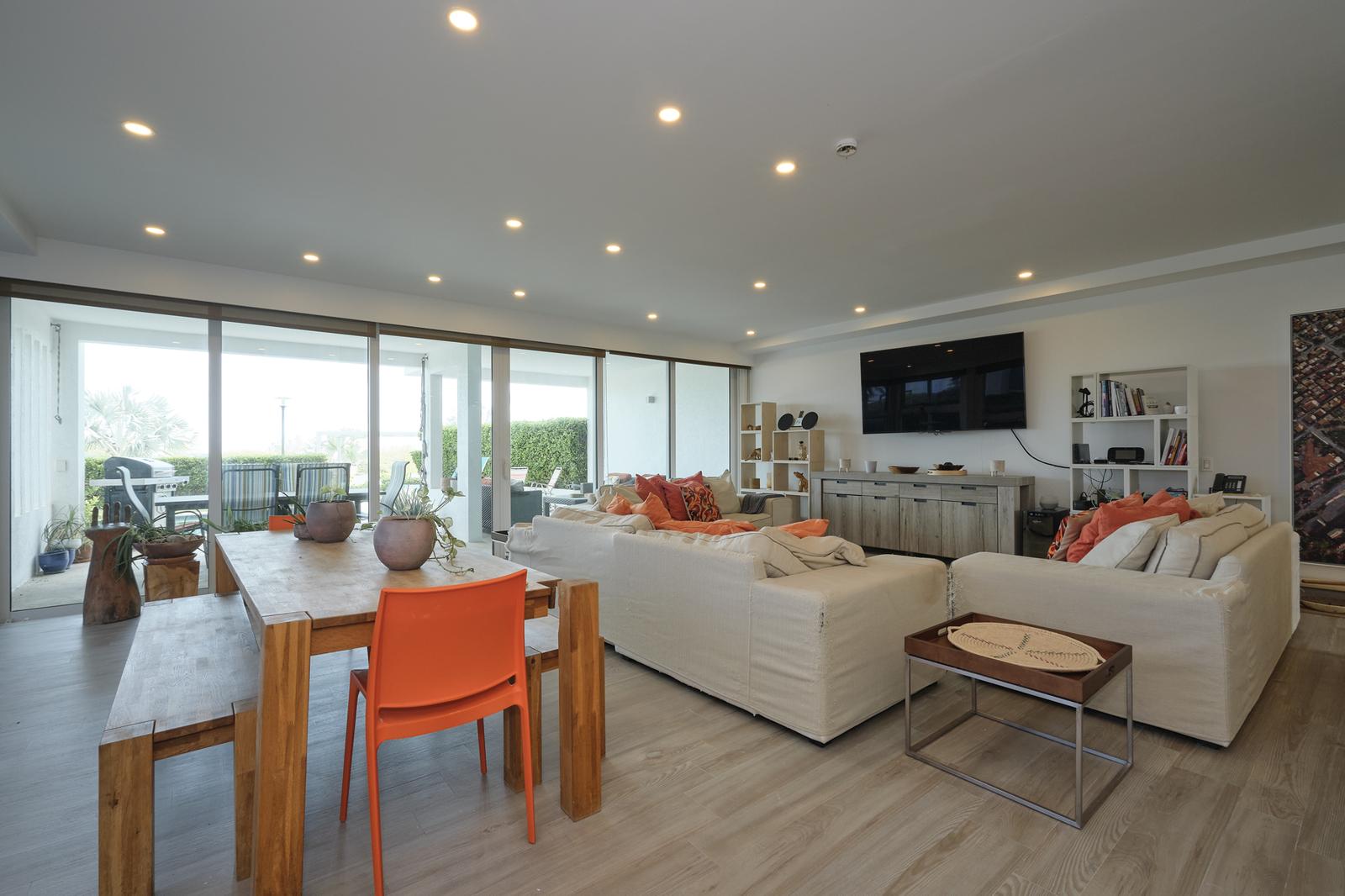 5 Bedroom Townhouse for Sale at Blue Residence, Eagle Beach, Aruba — photo 3